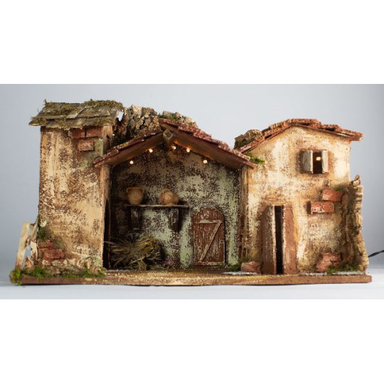 CAPANNA CM. 50X26X30 CON LUCI CAPANNA CM. 50X26X30 CON LUCI